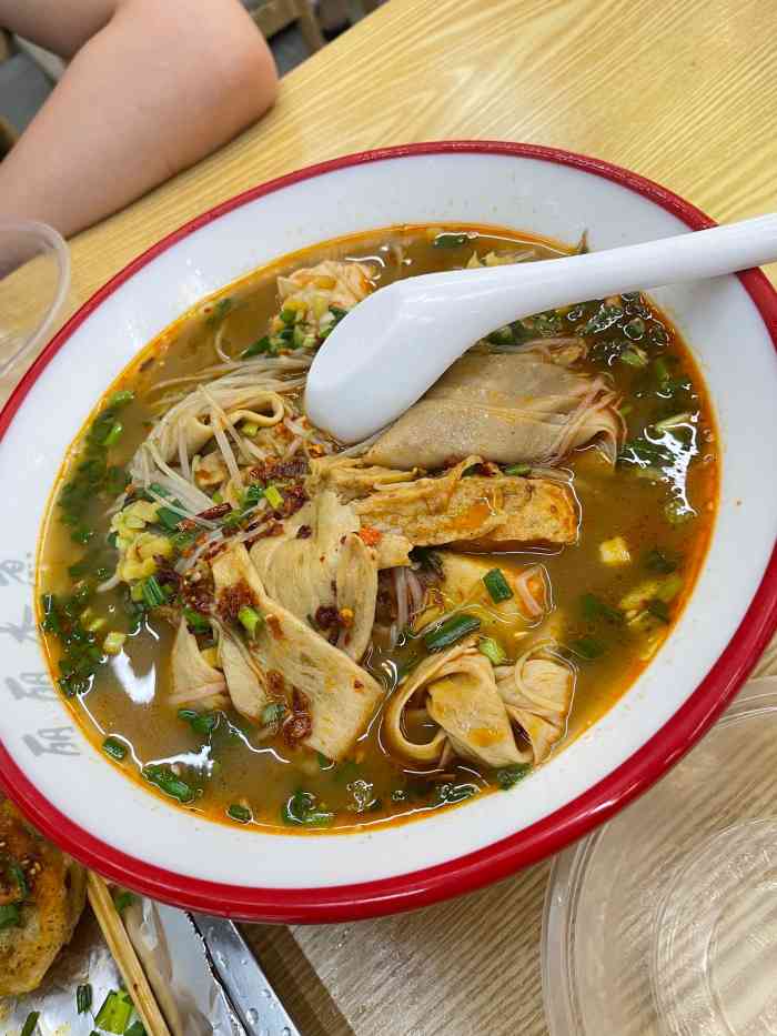 丽丽水煮(天虹店)-"味道还行,无功无过,就是这老板娘吧一言难.