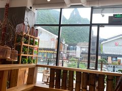 靠窗位-冰泉豆浆馆(阳朔店)