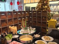 -鲜入唯煮·港式海鲜牛肉火锅(金宝街店)