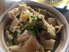 -芦茨金富饭庄·25年老字号·专做稻草鸡