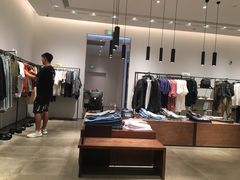 -URBAN REVIVO(西安Momopark店)