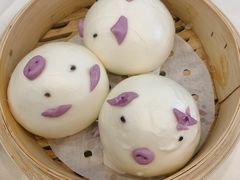 猪仔流沙包-馨越楼·点心·粤菜(赤坎店)
