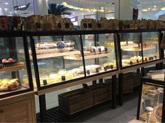 面包甜点陈列柜-拉那巴米 蛋糕定制(世纪东方广场店)