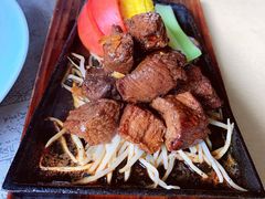 铁锄牛排-穹六人间 people 6(岳阳路店)