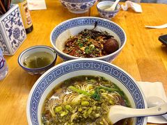 -沪西老弄堂面馆(定西路店)