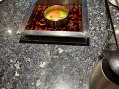 -二荆条·蜀鲜汇城市森林火锅