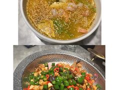 -雀蓝川菜(奥体广场店)