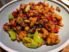 干烧牛蛙-麻辣总动员·川派海鲜·现炒浇头面·自贡菜(五彩城店)