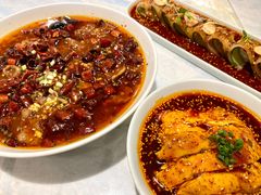 水煮牛肉-孔雀云贵川·融合菜(长宁来福士店)