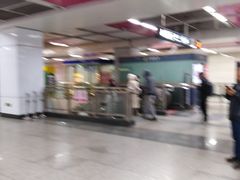 -白石桥南(地铁站)