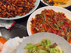 -川流不息·地道川菜·小龙虾(松东路店)