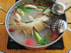 鱼火锅（高汤锅）-大理老字号·舟渔的鱼野生菌海景餐厅(双廊店)