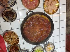 -旧街市鲜货老火锅(大光路店)