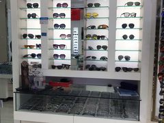 -罗创丹阳眼镜(童卫路店)