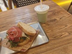 -JamaicaBlue Cafe(乌鲁木齐中路店)
