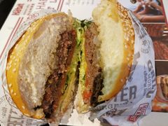 -The Habit Burger Grill 哈比特汉堡(复兴soho店)