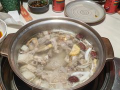 -喃喃椰·糟粕醋·椰子鸡火锅(七堡花园店)