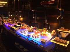 自助取餐区-广州花园酒店-凌璇阁360度高空海鲜自助餐CAROUSEL