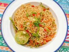 凉拌方便面-半坡九号老挝冰咖啡