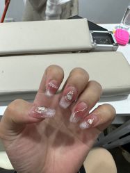 -晨·艺美甲美睫