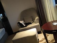 -陕西华浮宫酒店(未央湖公园店)