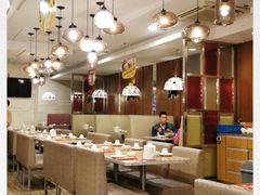 大堂-粤仔湾砂锅粥(滨湖万达店)