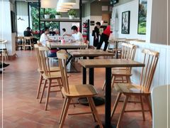 大堂-肯德基(大学路DT店)