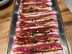 -汉城烤肉·黑金冠(华山路店)