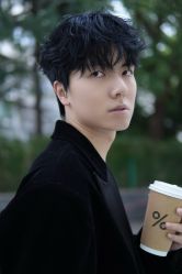 -首脑美发沙龙