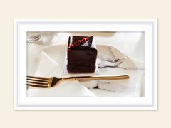 -UNI UNI(环亚凯瑟琳店)