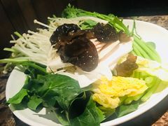 -猪啊牛呀羊啊铜盘烤肉(正大广场店)