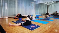 -亚太瑜伽普拉提学院