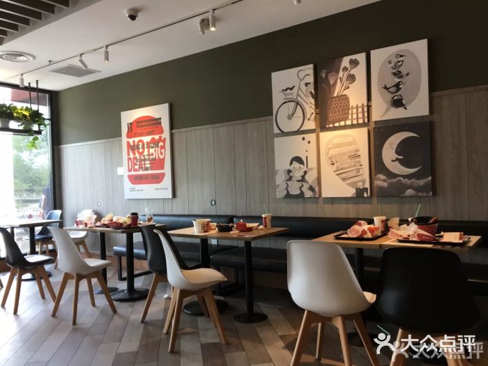 肯德基(闵庄路店)大堂图片