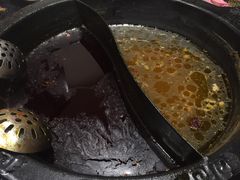 -宽板凳老灶火锅(簋街店)