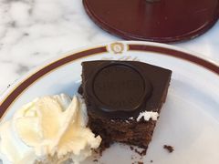 -Cafe Sacher(WIEN)