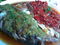 鸳鸯鱼头王-望湘园·湖南菜(宏伊店)