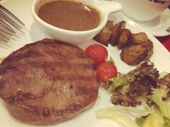 -斗牛士牛排餐厅(嘉里汇店)