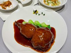 八宝葫芦鸭-屋里厢上海菜馆
