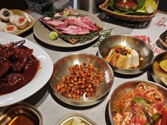 -草家酱蟹炭火烤肉店(珲春南路一店)