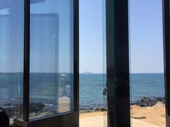 -Cafe Aewol Monsant