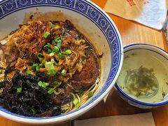 -沪西老弄堂面馆(定西路店)