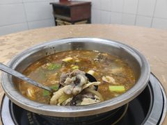 -黑竹沟新场牛肉火锅