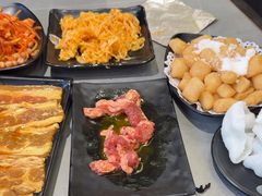 -啊美丽炭火烤肉(滑翔一店)