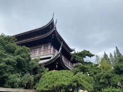 -龙华寺