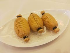金枕榴莲酥-利苑酒家(合景国际金融广场店)
