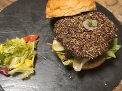 -HIGH FIVE哈福手工汉堡(桂林路店)