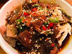 -炉小二铜锅牛蛙•川湘菜(三里屯店)