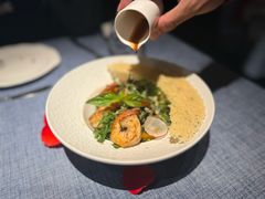 -弦月窗LUNETTE BY AMANDA(复兴路店)