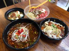 -瑞哦冷锅串串(汇融店)