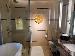 -青岛海尔洲际酒店